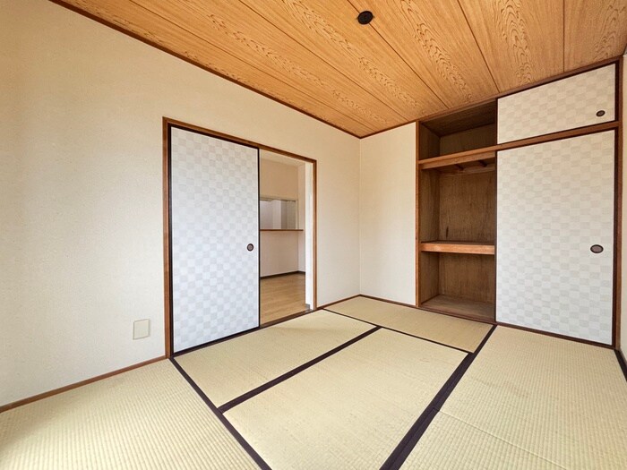 物件内観写真9　(居室)