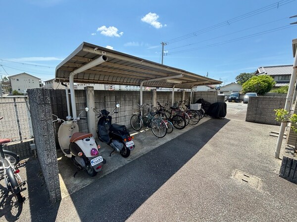 駐輪場