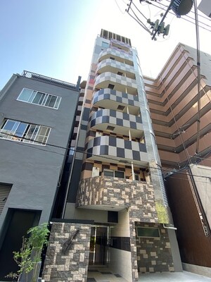 メゾニティ・クイーン阿波座外観写真