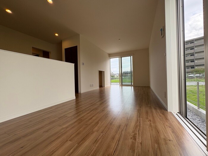 物件内観写真12　(居室)