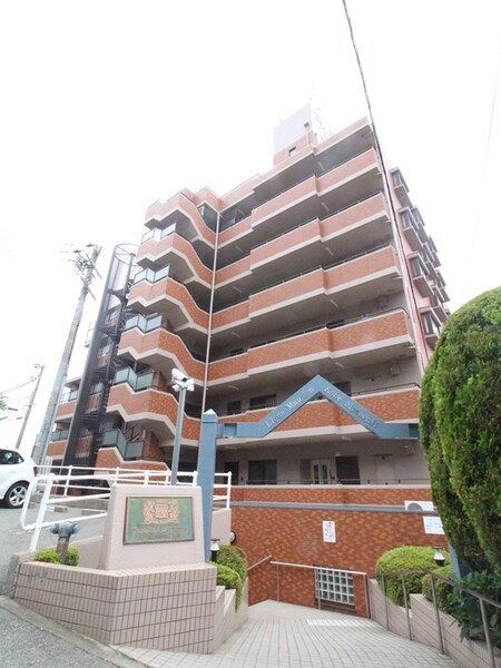 ﾗｲｵﾝｽﾞﾏﾝｼｮﾝ神戸明泉寺(404)外観写真