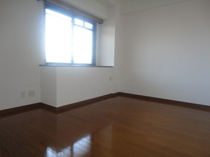 物件内観写真13　(居室)