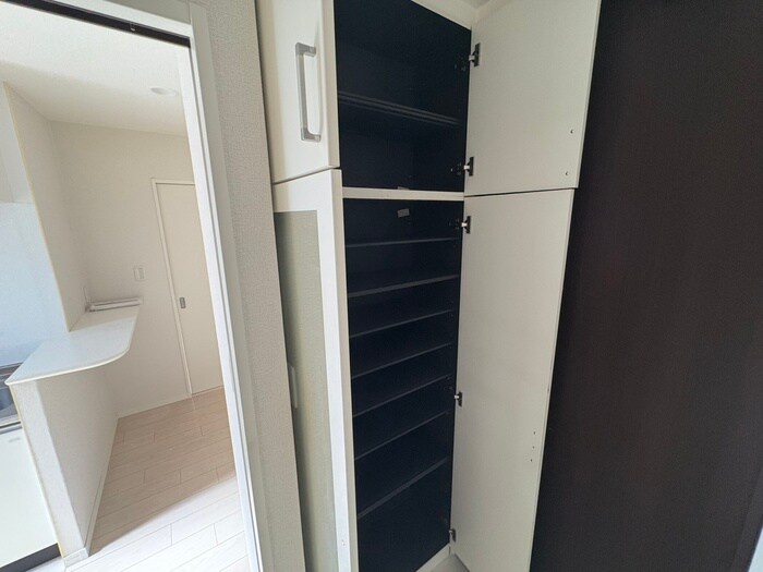 物件内観写真18　(室内からの展望)