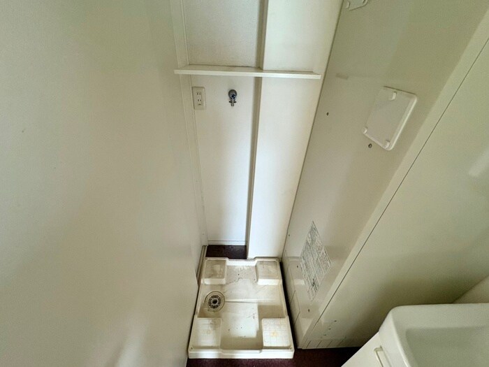物件内観写真20　(洗濯機置場)