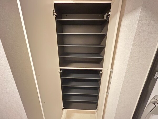 靴箱