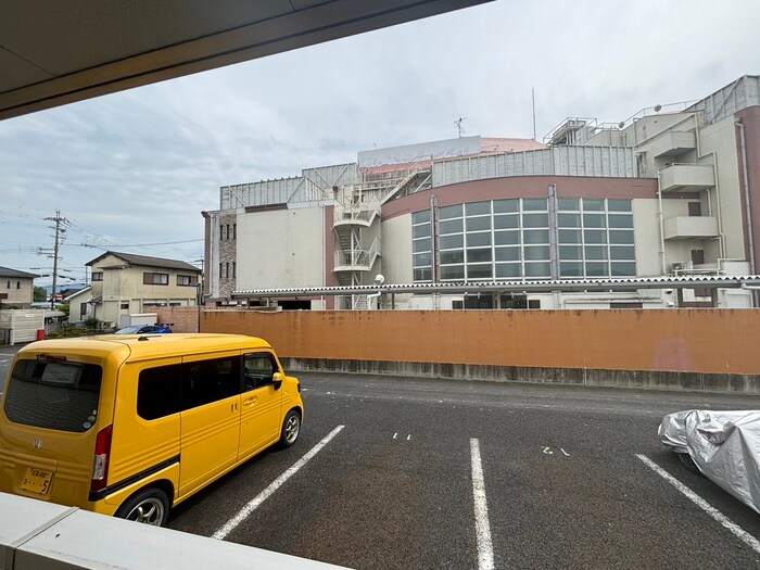 物件内観写真20　(室内からの展望)