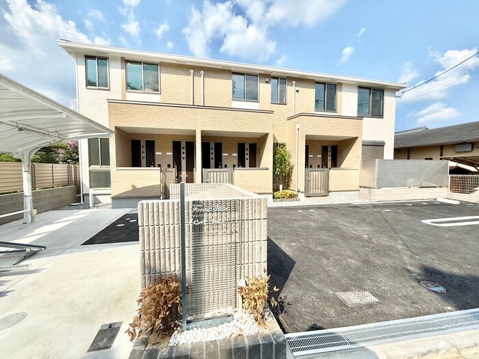 物件外観写真2　(外観写真)