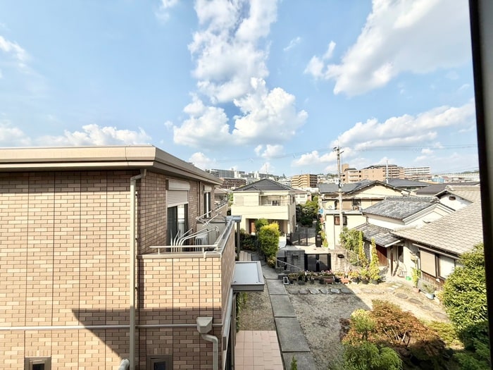 物件内観写真18　(室内からの展望)