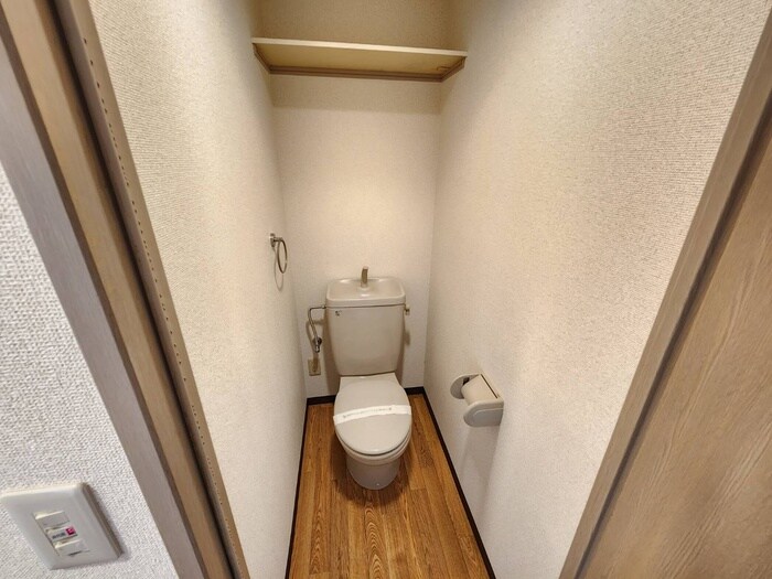 物件内観写真14　(トイレ)