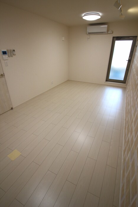 物件内観写真14　(居室)