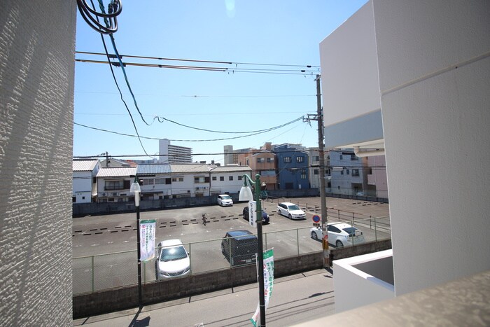 物件内観写真19　(室内からの展望)