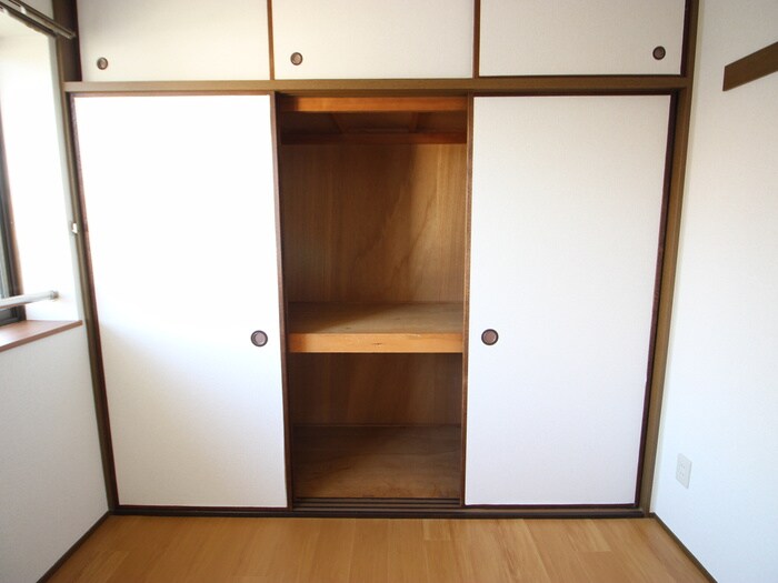 物件内観写真13　(収納)