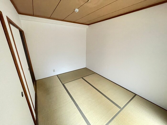 物件内観写真18　(居室)