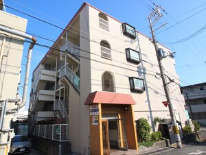 ベルメゾン鳳外観写真