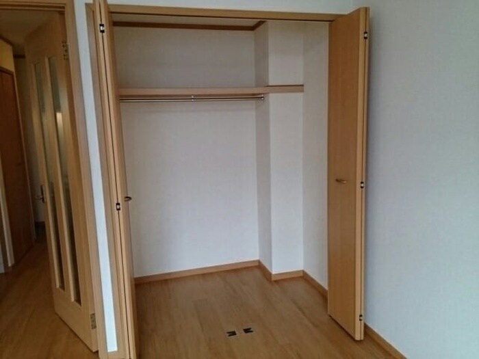 物件内観写真12　(収納)