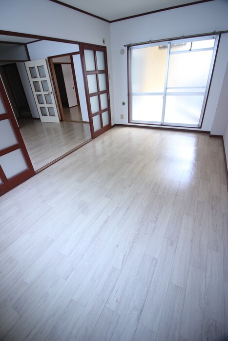 物件内観写真6　(居室)