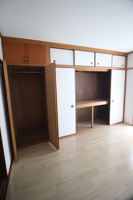 物件内観写真8　(収納)