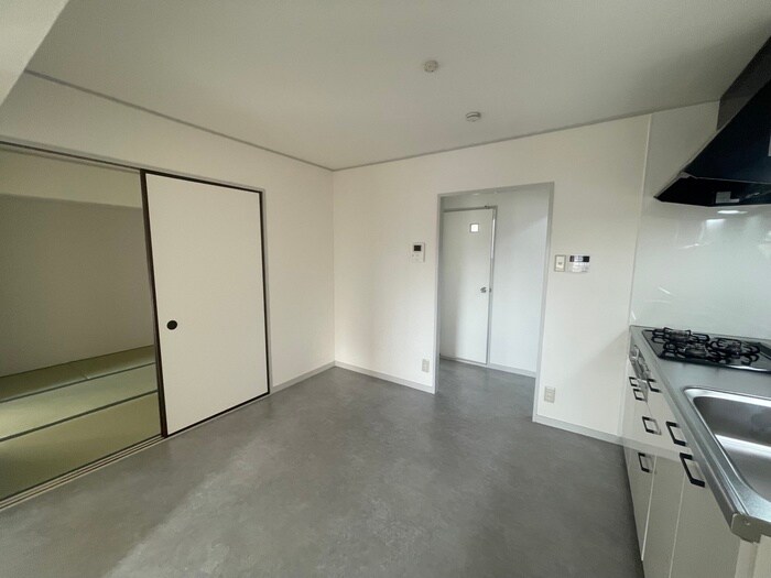 物件内観写真7　(居室)