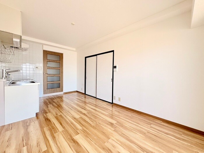 物件内観写真8　(居室)