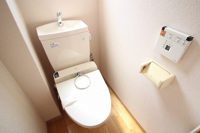 物件内観写真14　(トイレ)