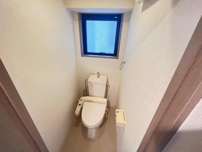 物件内観写真11　(トイレ)