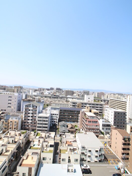 物件内観写真16　(室内からの展望)