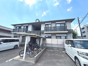 ミドルヴィレッジ外観写真