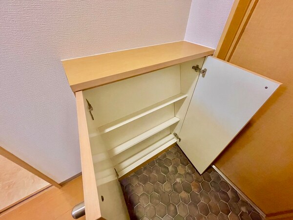 靴箱