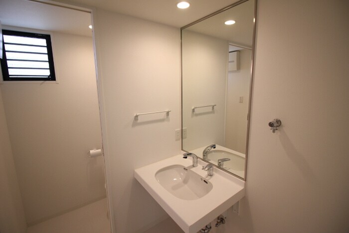 物件内観写真12　(洗面)