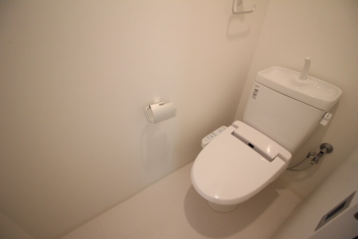 物件内観写真14　(トイレ)