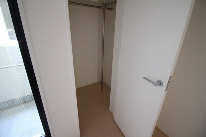 物件内観写真15　(収納)