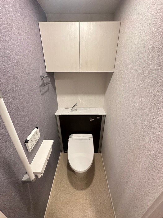 物件内観写真11　(トイレ)