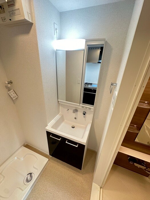 物件内観写真12　(洗面)