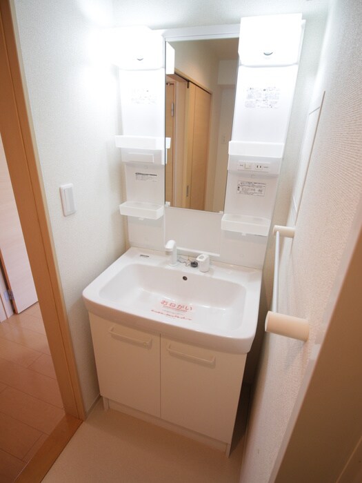 物件内観写真9　(洗面)