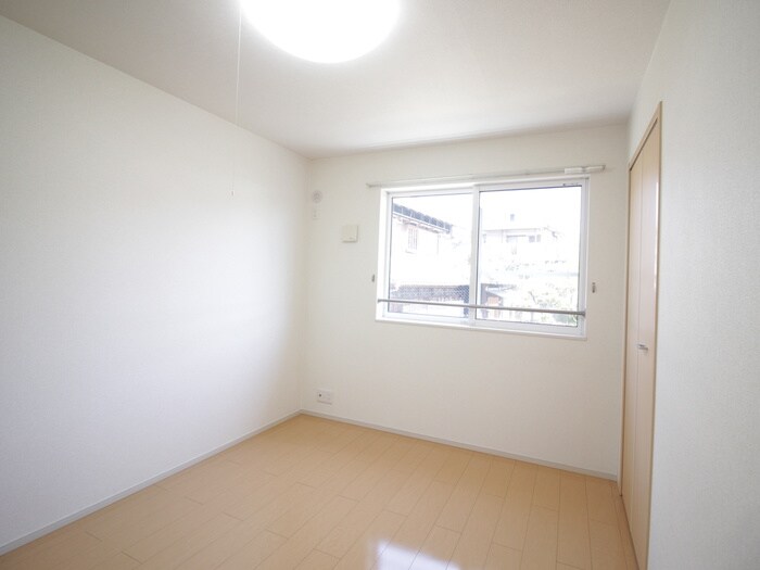 物件内観写真18　(居室)