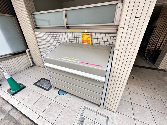 物件外観写真6　(建物設備)