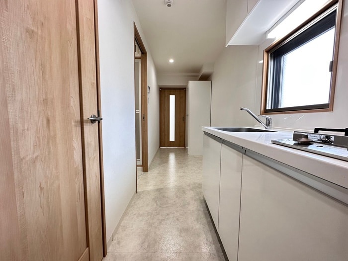 物件内観写真18　(玄関)