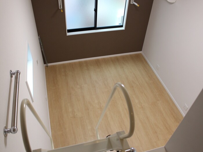 物件内観写真19　(居室)