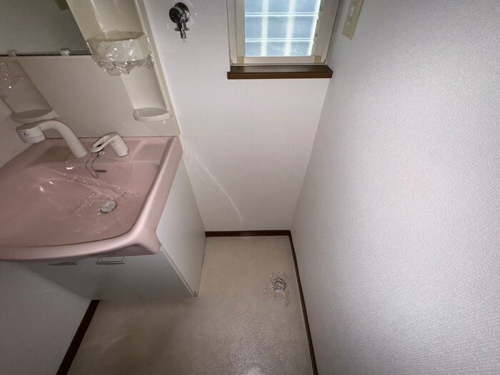 物件内観写真20　(洗濯機置場)