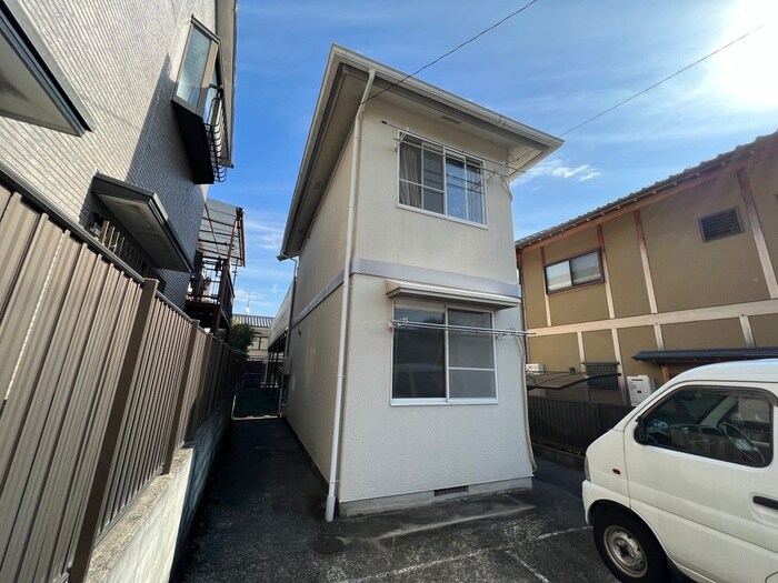 物件外観写真3　(外観写真)