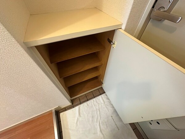 靴箱