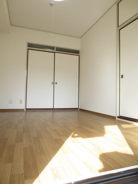 物件内観写真12　(居室)