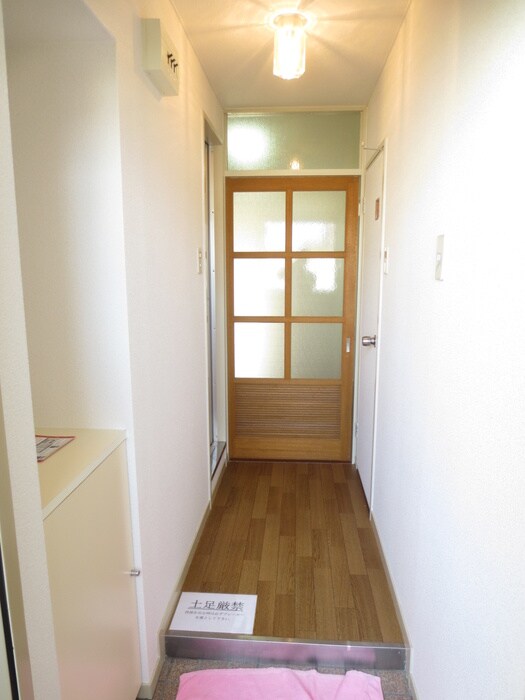 物件内観写真18　(廊下)