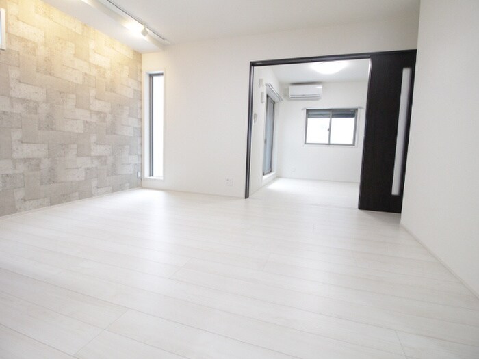 物件内観写真9　(居室)