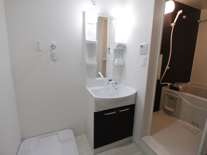 物件内観写真13　(洗面)