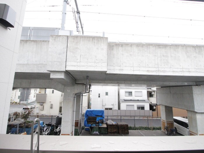 物件内観写真22　(室内からの展望)