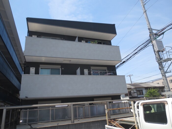 物件外観写真2　(外観写真)