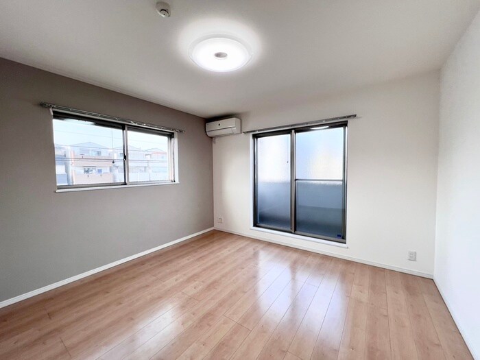 物件内観写真10　(居室)