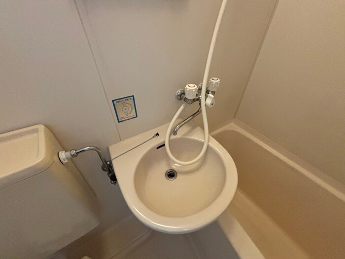 物件内観写真9　(洗面)