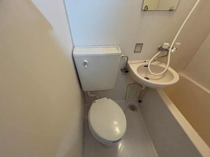 物件内観写真10　(トイレ)